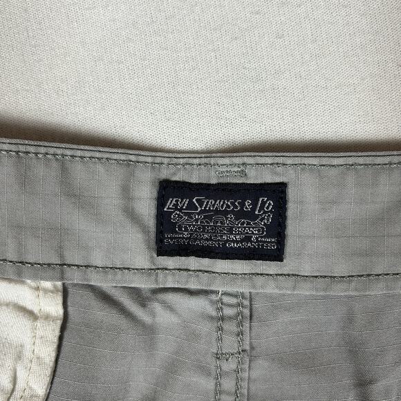 Levi’s Carrier Cargo Shorts Men's 38 Gray Ripstop Outdoor Pockets Hiking Casual - Picture 4 of 12